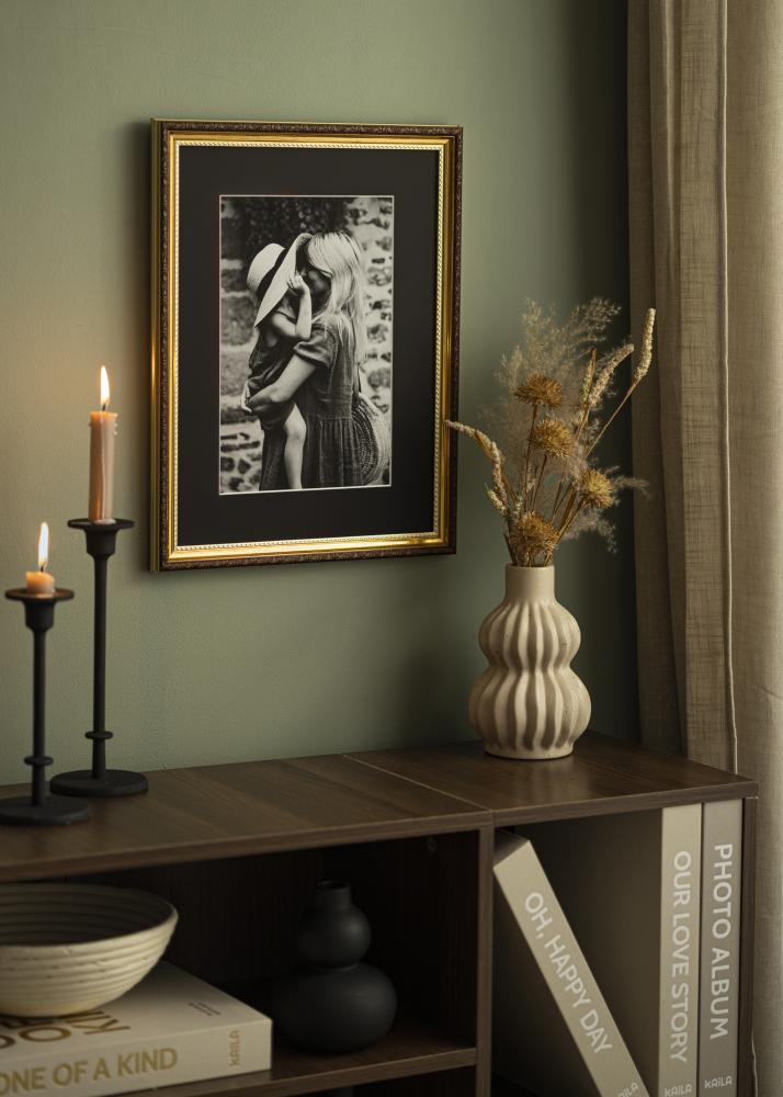 Passepartout Schwarz Standard (weißer Kern) 40x60 cm (31,9x47,3 - A3+)